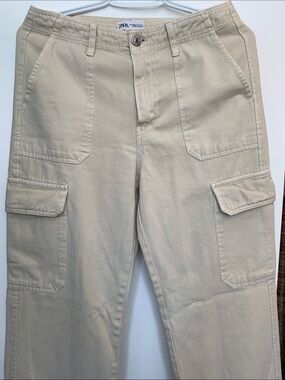 ZARA woman’s Beige Cargo Pants